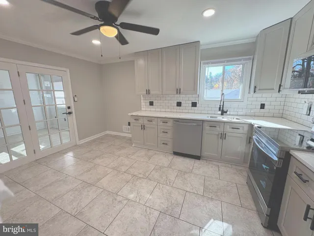 $3,000 | 602 Eliot Road, Pasadena, MD 21122