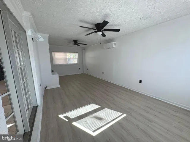 $3,000 | 602 Eliot Road, Pasadena, MD 21122