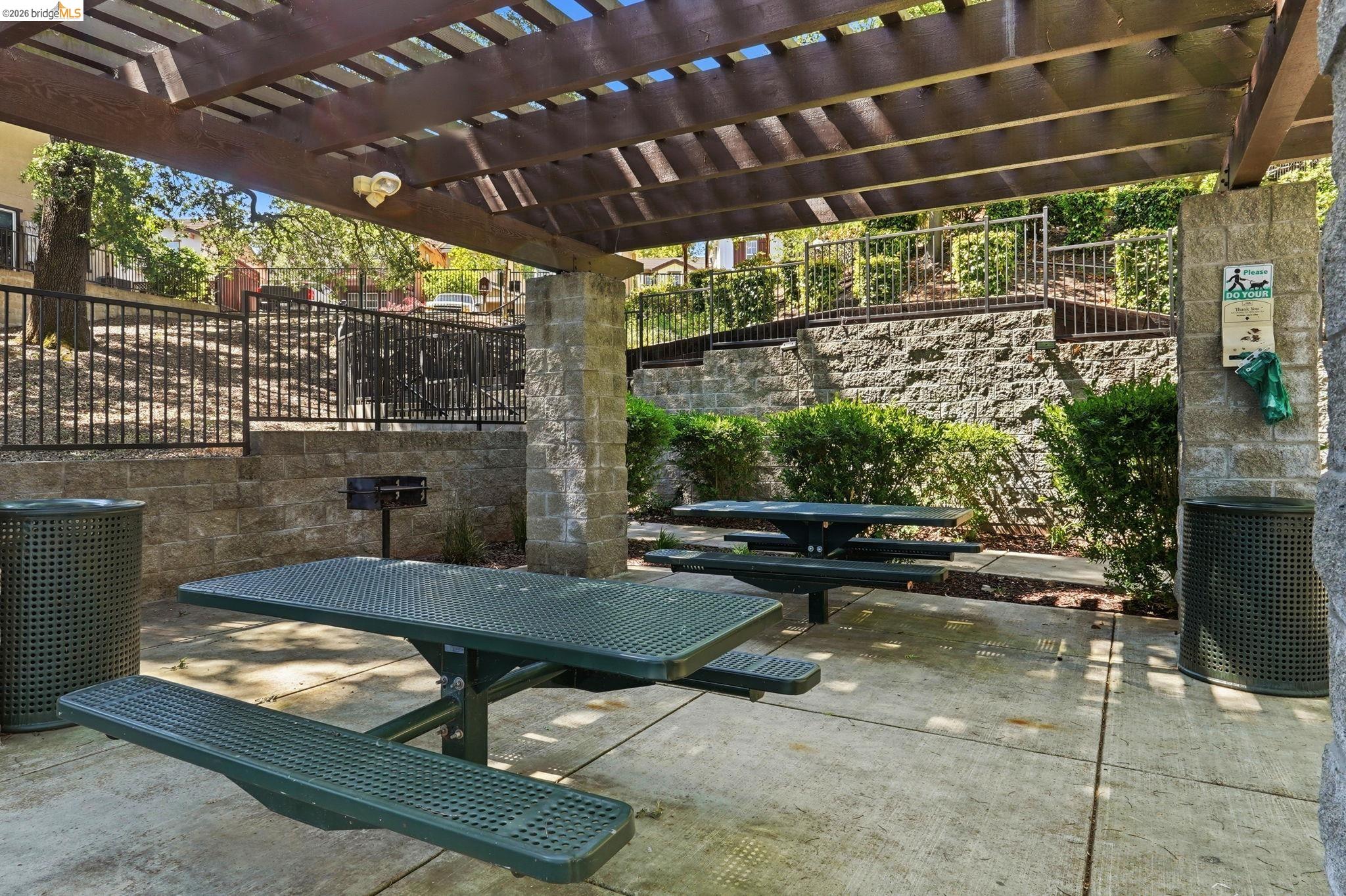 8861 Acorn Way Gilroy, CA 95020 - Photo 29 of 33