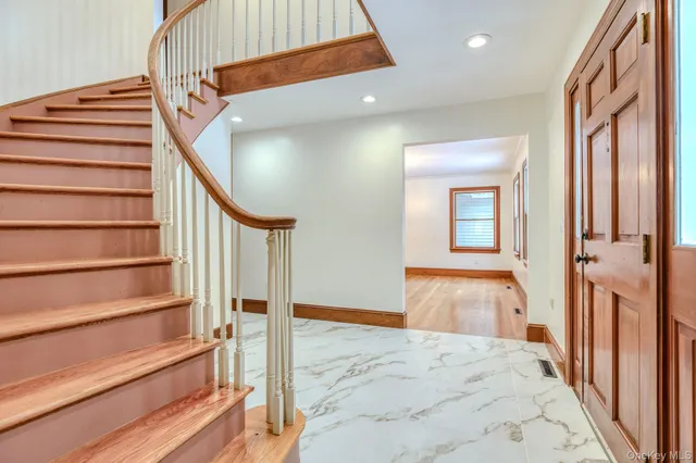 $729,000 | 24 Deer Run Road, Newburgh, NY 12550