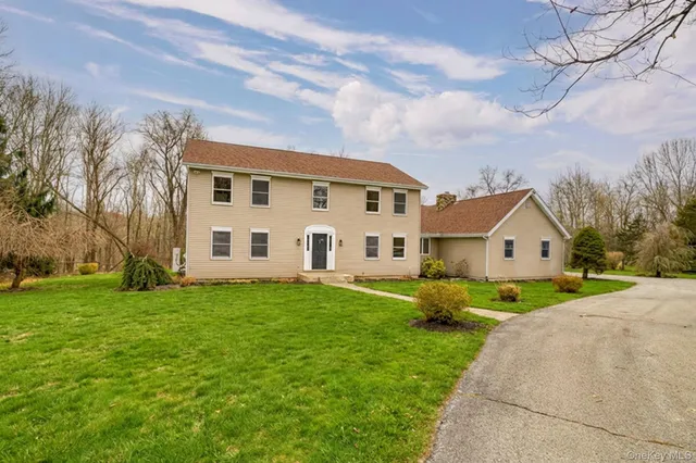 $729,000 | 24 Deer Run Road, Newburgh, NY 12550