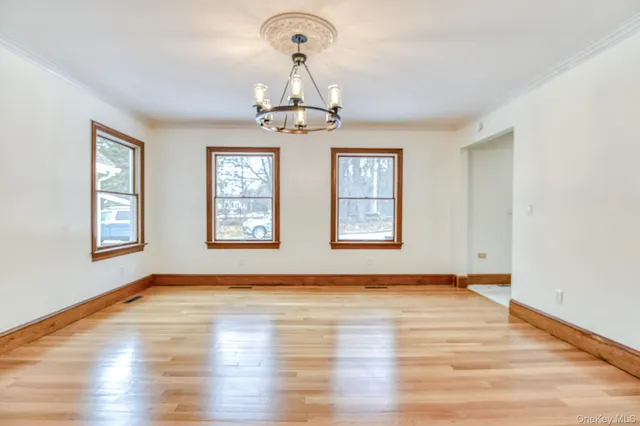 $729,000 | 24 Deer Run Road, Newburgh, NY 12550