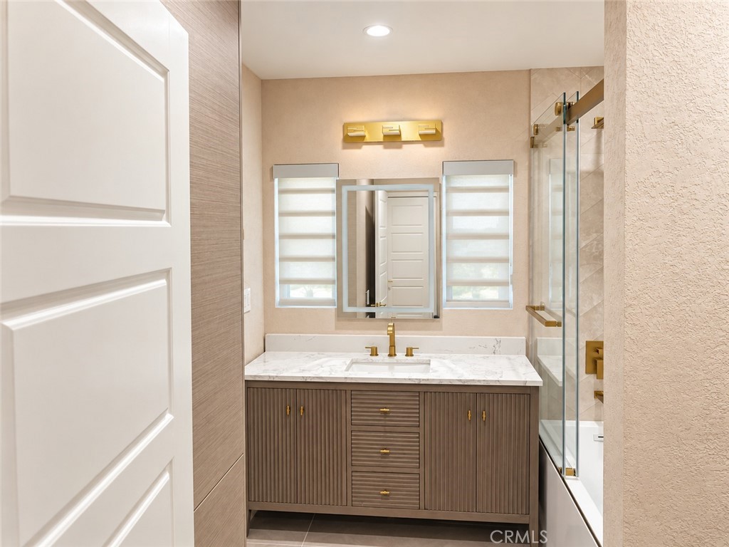 507 Bethany Road Burbank, CA 91504 - Photo 30 of 74 Gallery Image 30