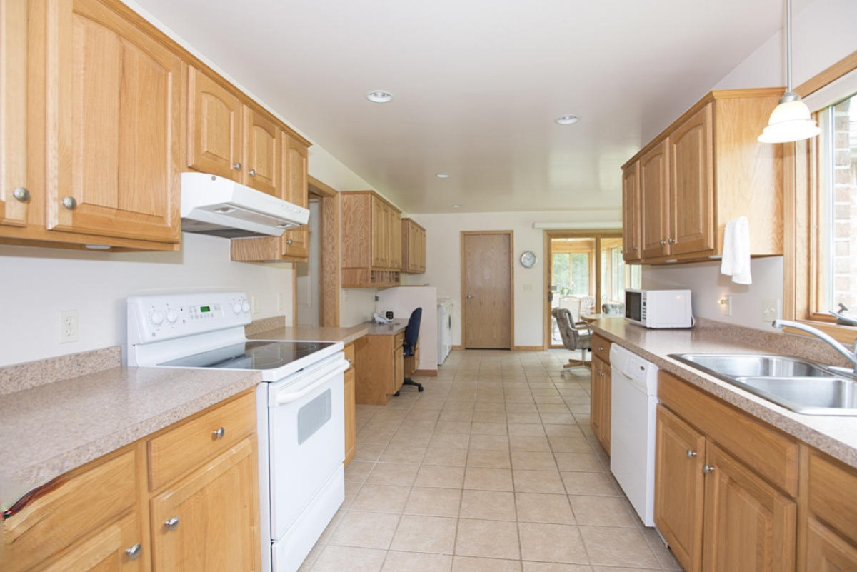 2308 Halbert Road Battle Creek, MI 49017 - Photo 17 of 33 untitled-15