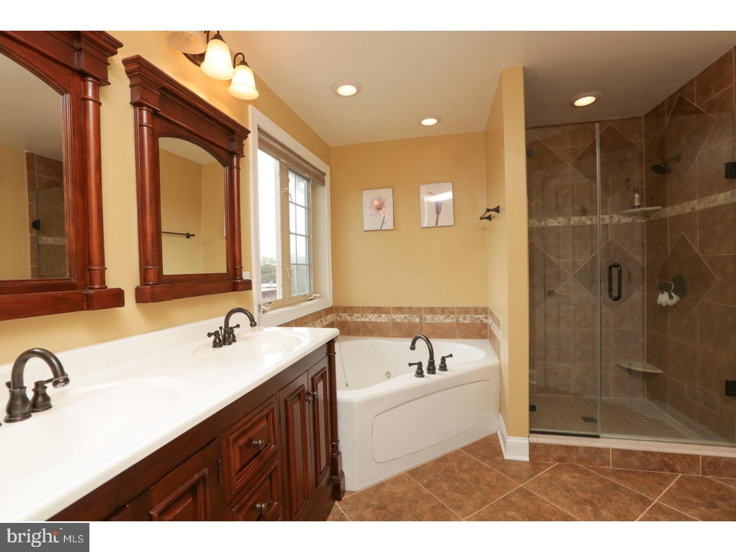 493 Harmon Road, Unit D Philadelphia, PA 19128 - Photo 16 of 24 Gallery Image 16