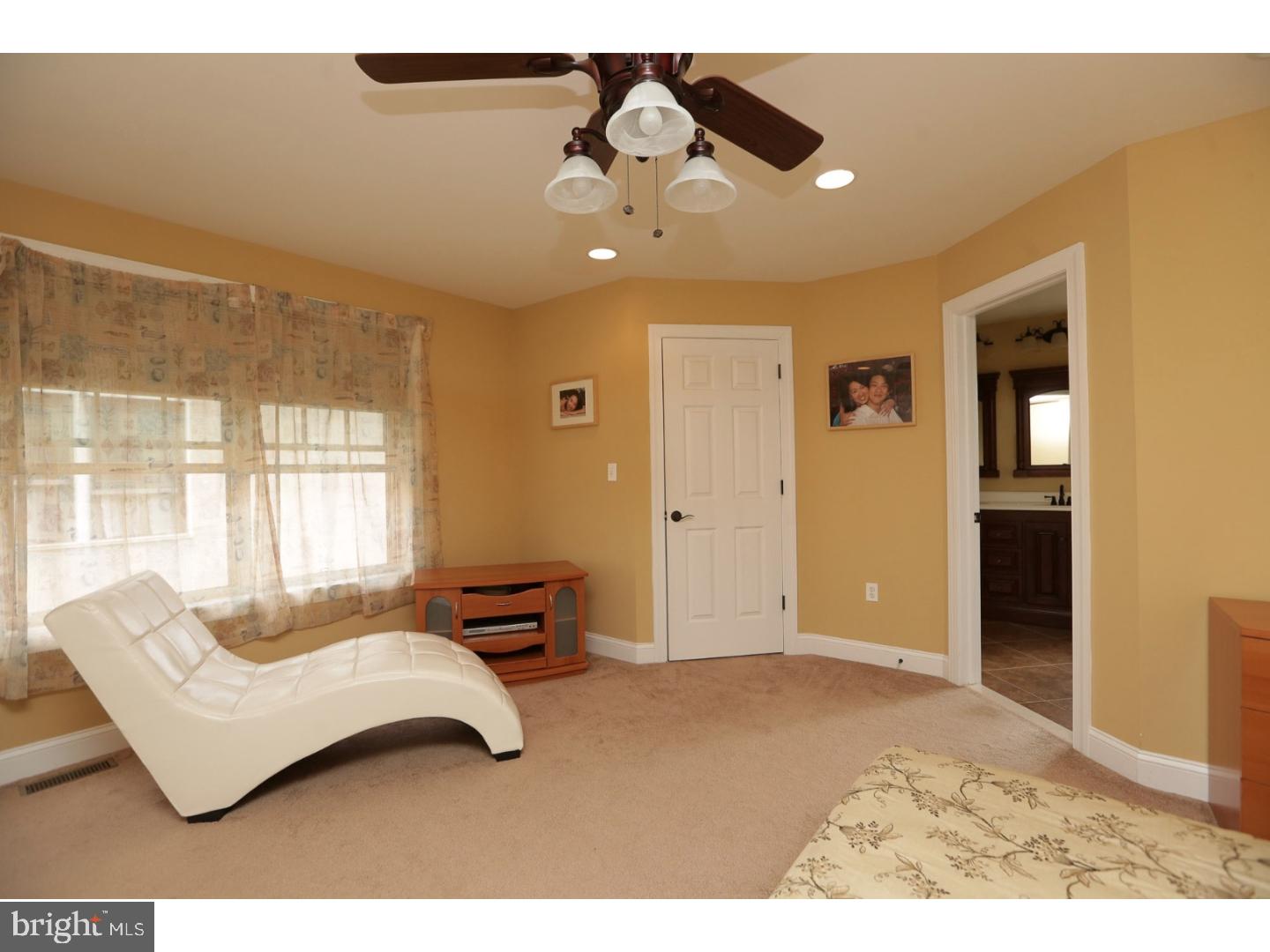 493 Harmon Road, Unit D Philadelphia, PA 19128 - Photo 18 of 24 Gallery Image 18