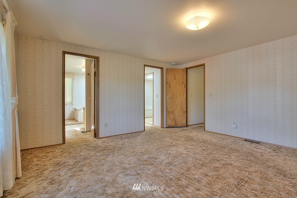 23730 9th Place West Bothell, WA 98021 - Photo 11 of 25