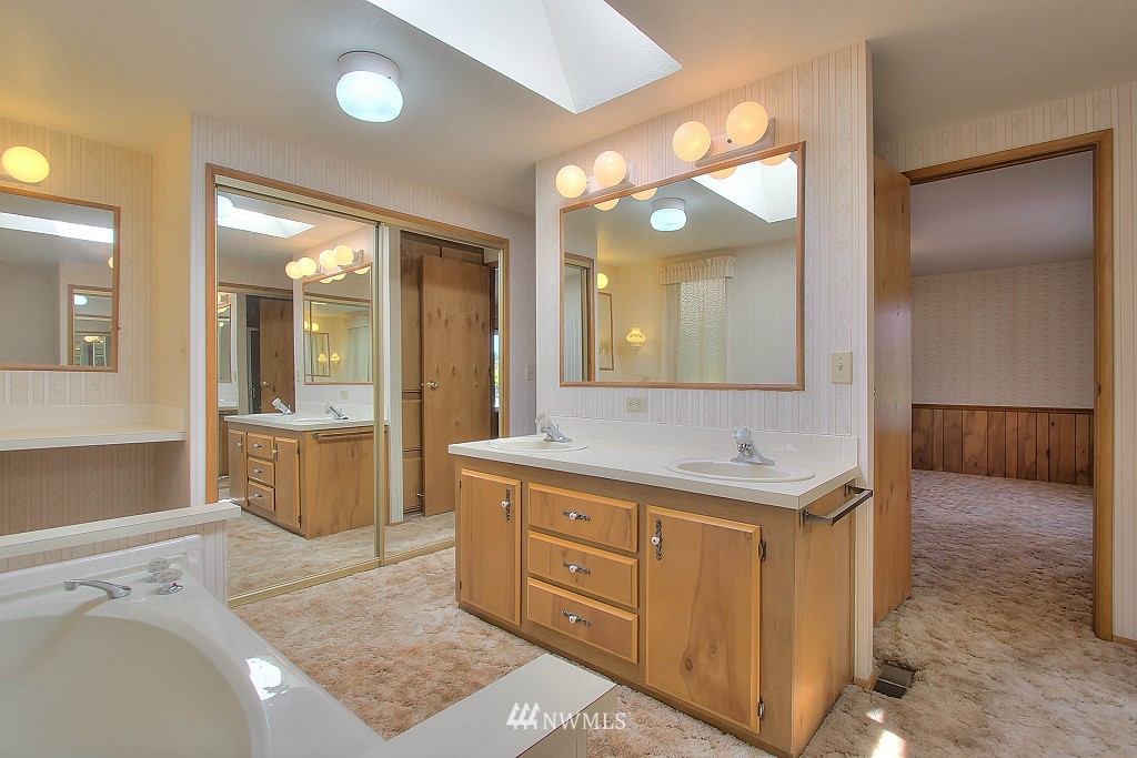 23730 9th Place West Bothell, WA 98021 - Photo 12 of 25