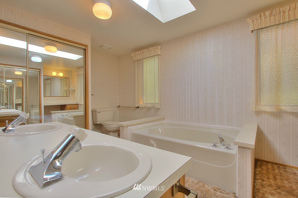 23730 9th Place West Bothell, WA 98021 - Photo 13 of 25