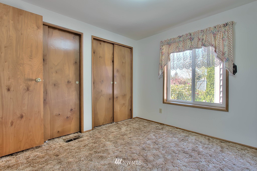 23730 9th Place West Bothell, WA 98021 - Photo 14 of 25