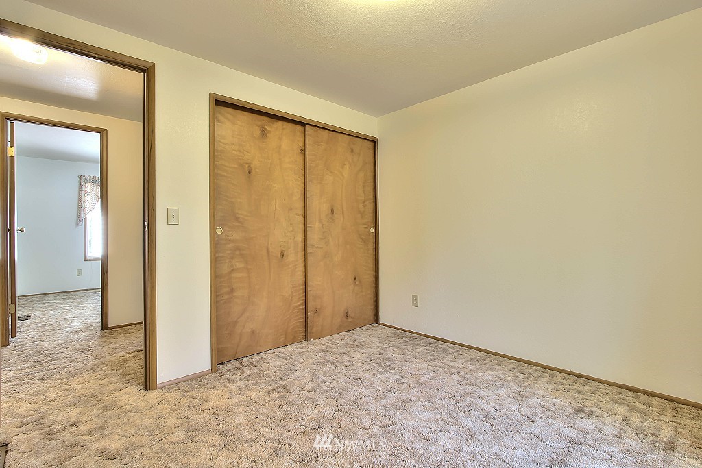 23730 9th Place West Bothell, WA 98021 - Photo 15 of 25
