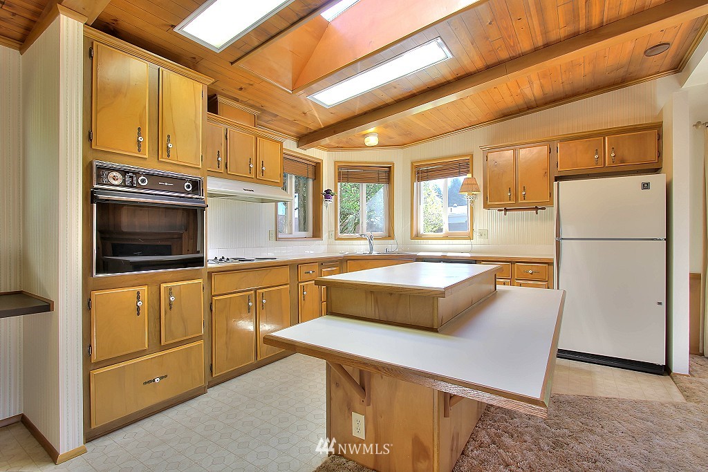 23730 9th Place West Bothell, WA 98021 - Photo 5 of 25