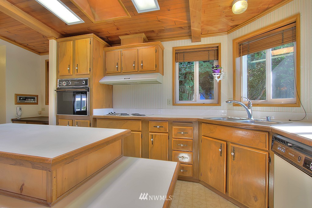 23730 9th Place West Bothell, WA 98021 - Photo 7 of 25