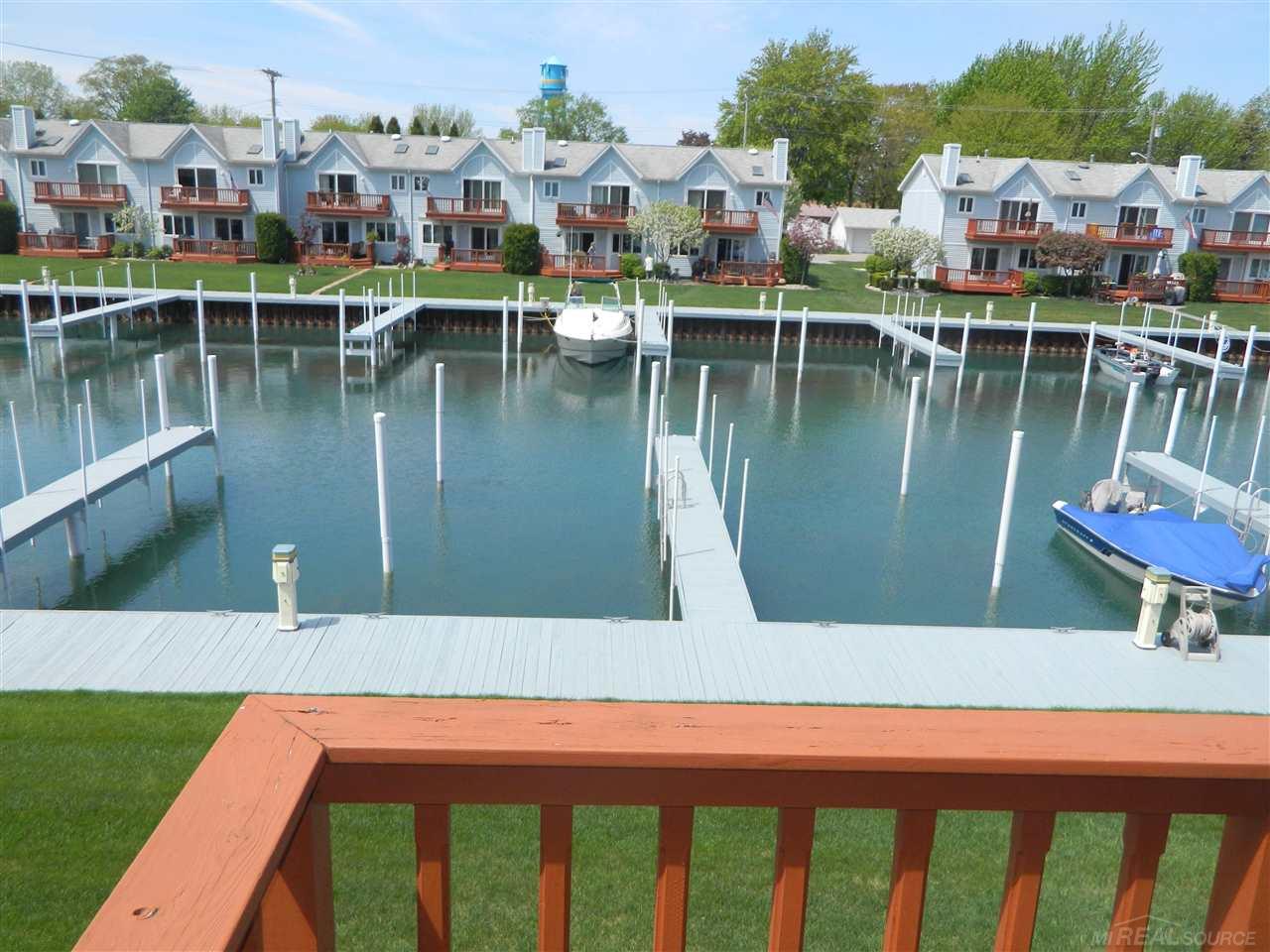 131 Milton Road Algonac, MI 48001 - Photo 5 of 28 31244952-4.JPG