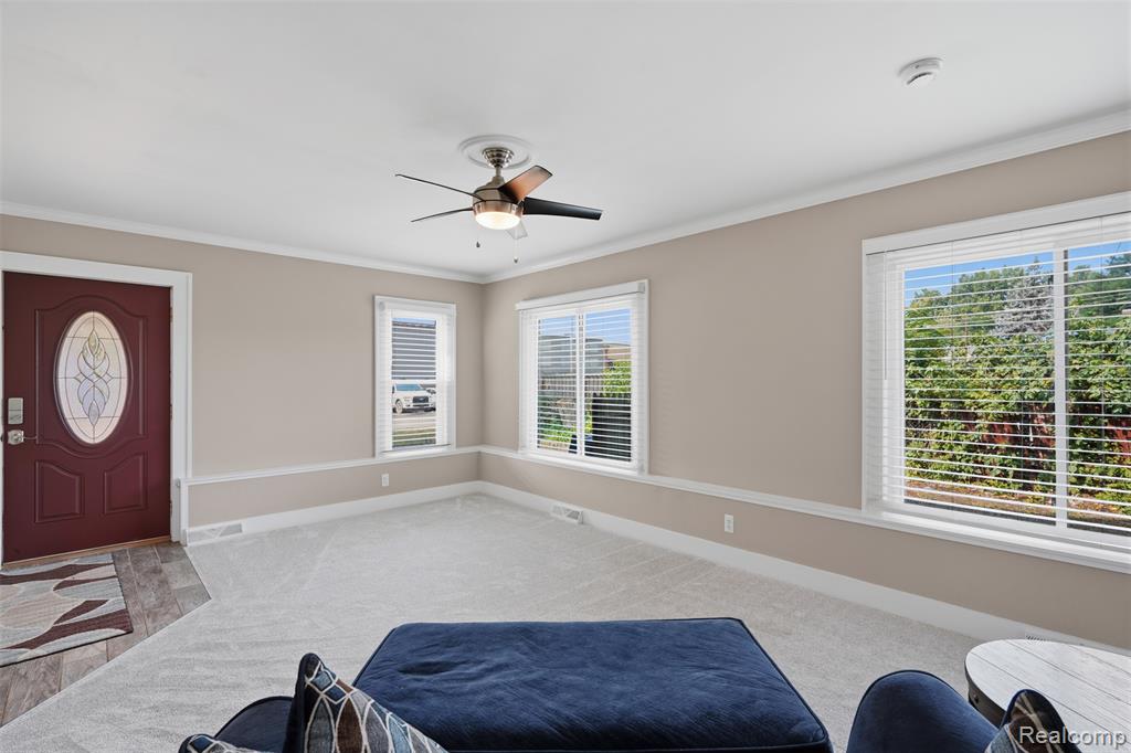 107 2nd Street Fenton, MI 48430 - Photo 9 of 38 Gallery Image 9