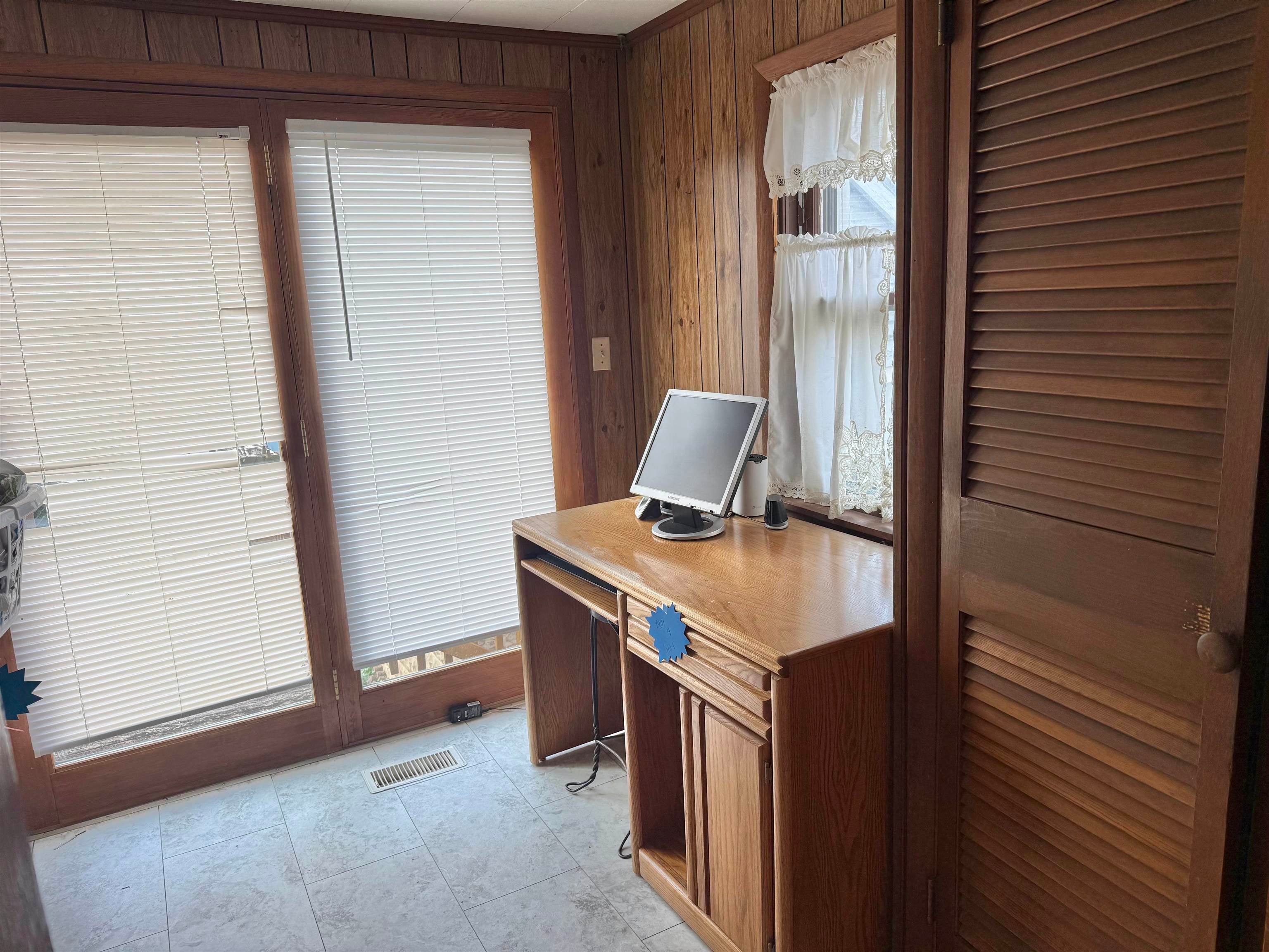 4030 Piedmont Road Huntington, WV 25704 - Photo 10 of 26 Gallery Image 10