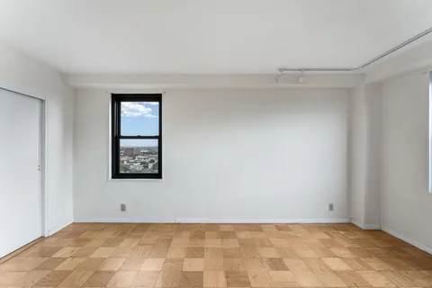 $550,000 | 225 St Pauls Avenue, Unit 11D, Jersey City, NJ 07306