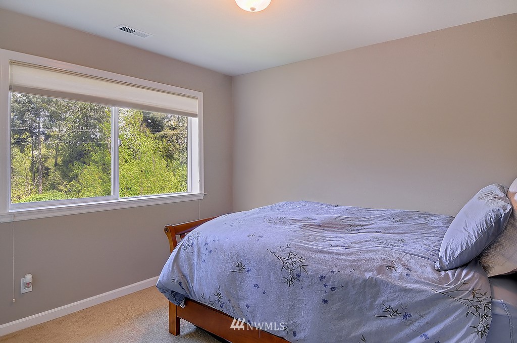 3517 156th Place Southeast Bothell, WA 98012 - Photo 17 of 19 Gallery Image 17