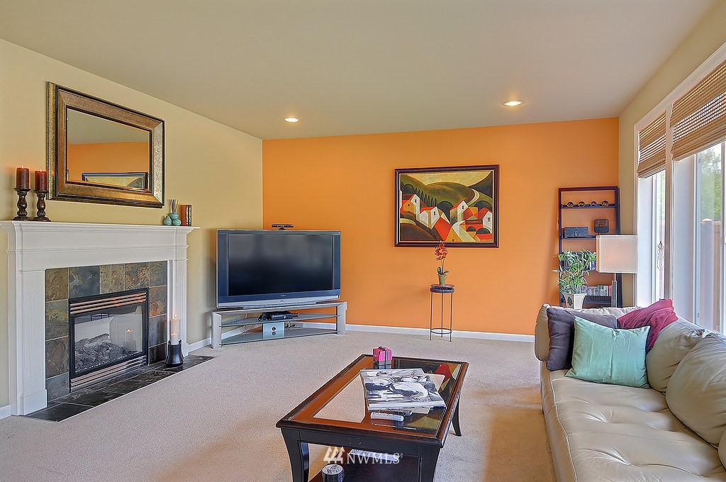 3517 156th Place Southeast Bothell, WA 98012 - Photo 7 of 19 Gallery Image 7