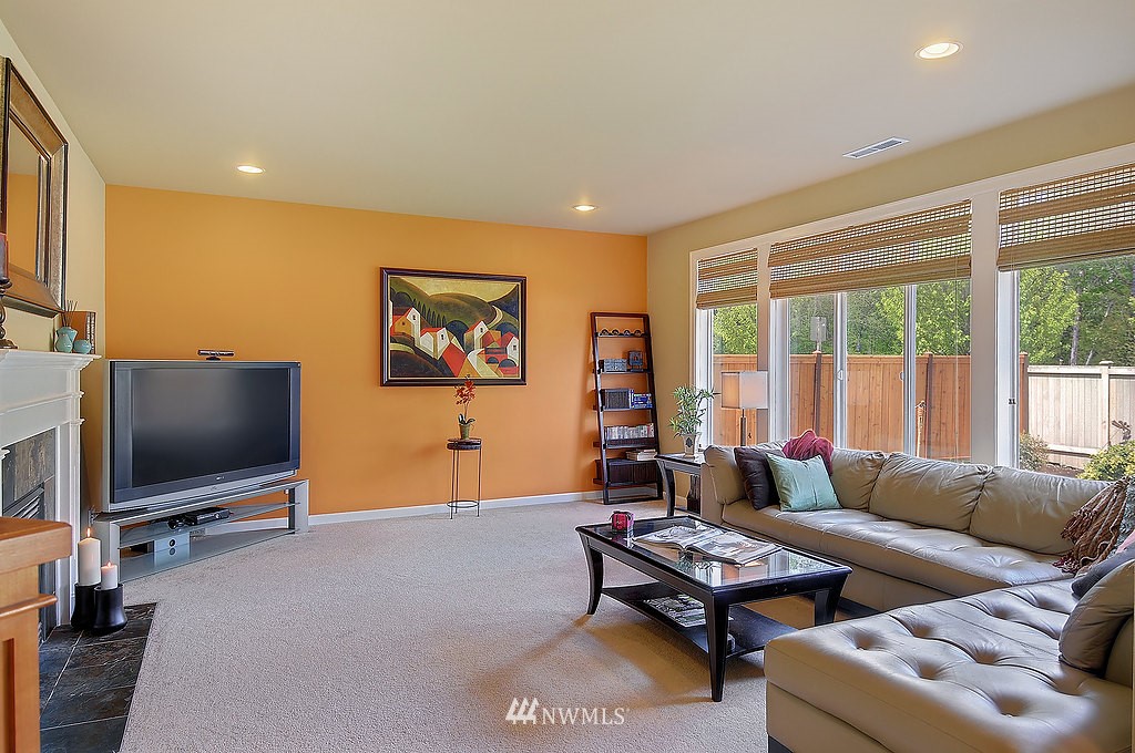 3517 156th Place Southeast Bothell, WA 98012 - Photo 8 of 19 Gallery Image 8