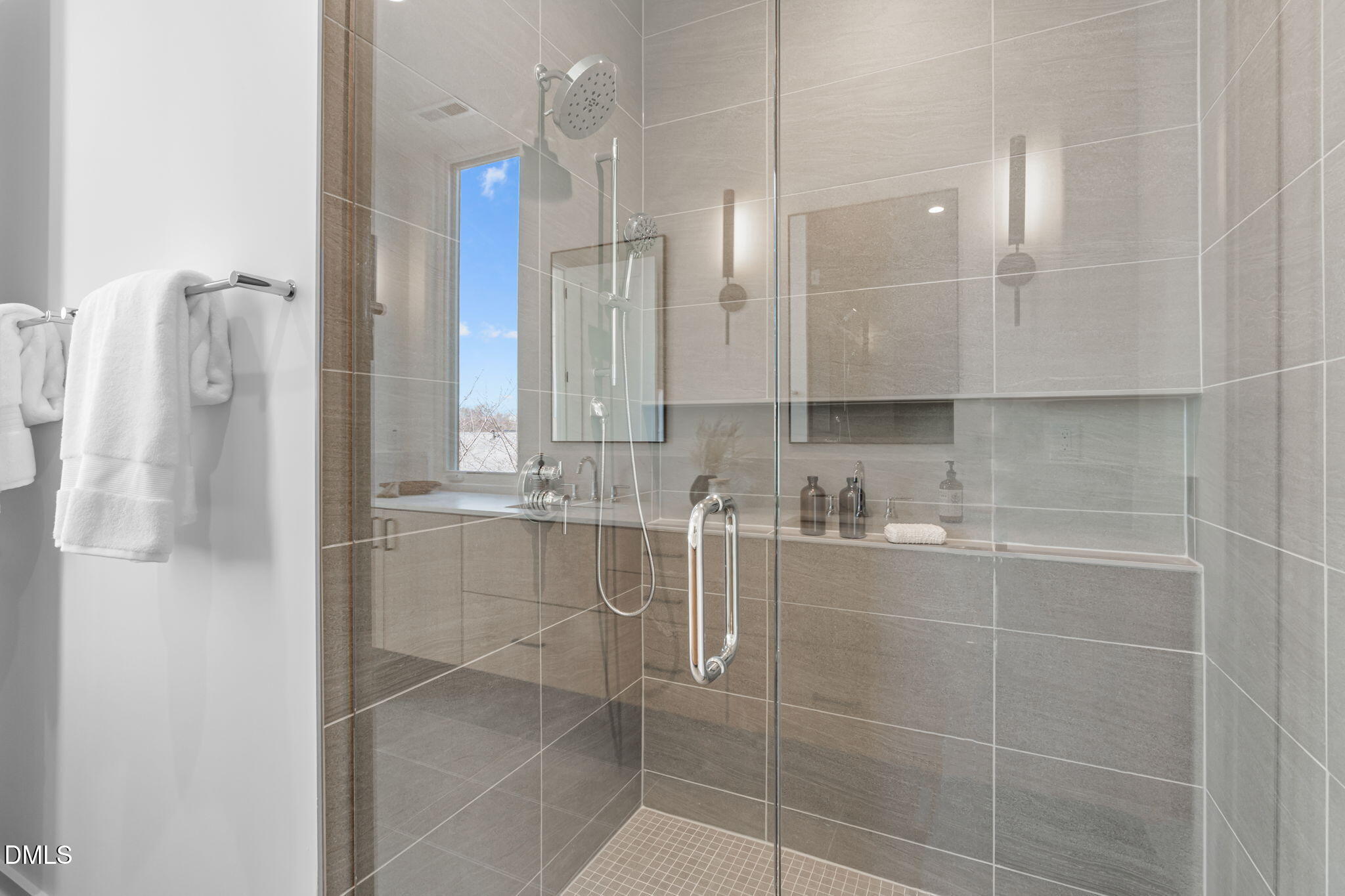 1312 Chamblee Hill Raleigh, NC 27608 - Photo 14 of 36 A-31