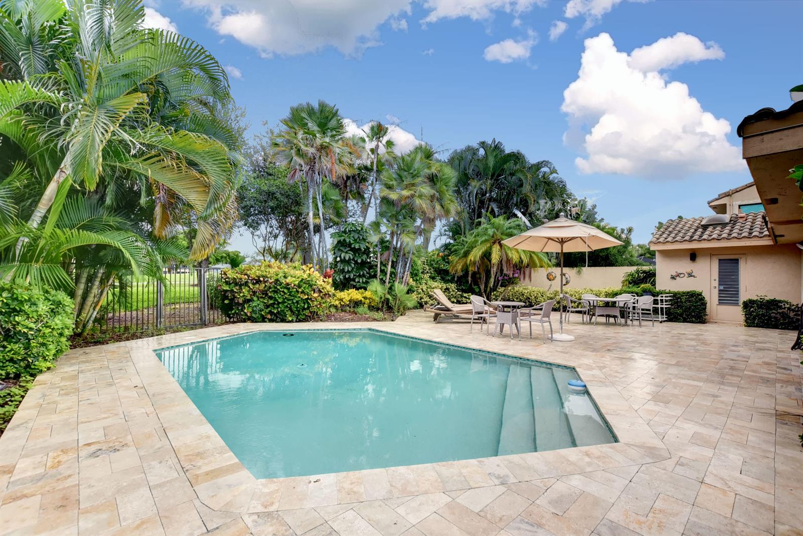 19508 Bay View Road Boca Raton, FL 33434 - Photo 36 of 77 Pool