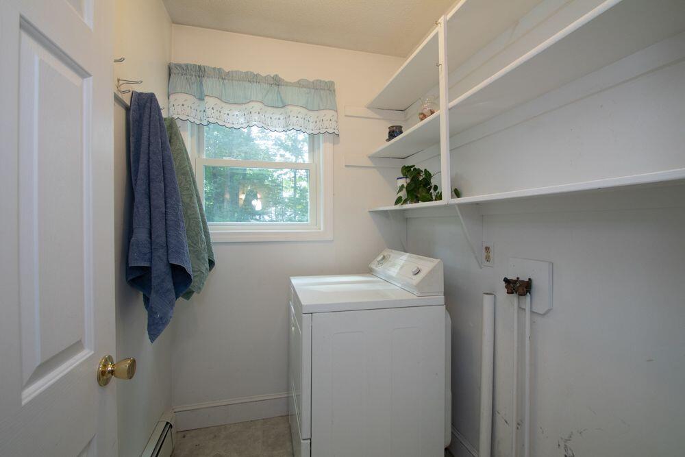 13 Juniper Road Brunswick, ME 04011 - Photo 26 of 33 Laundry