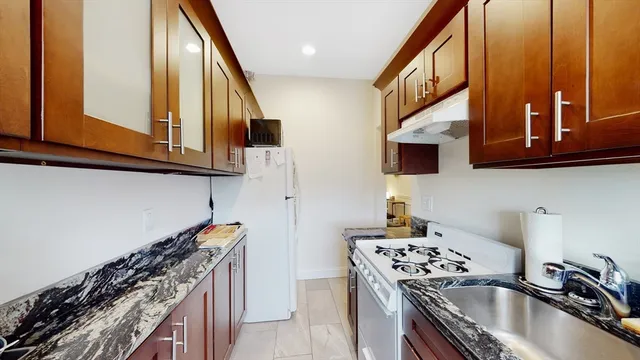 $3,395 | 15 Glenville Avenue, Unit 10, Boston, MA 02134