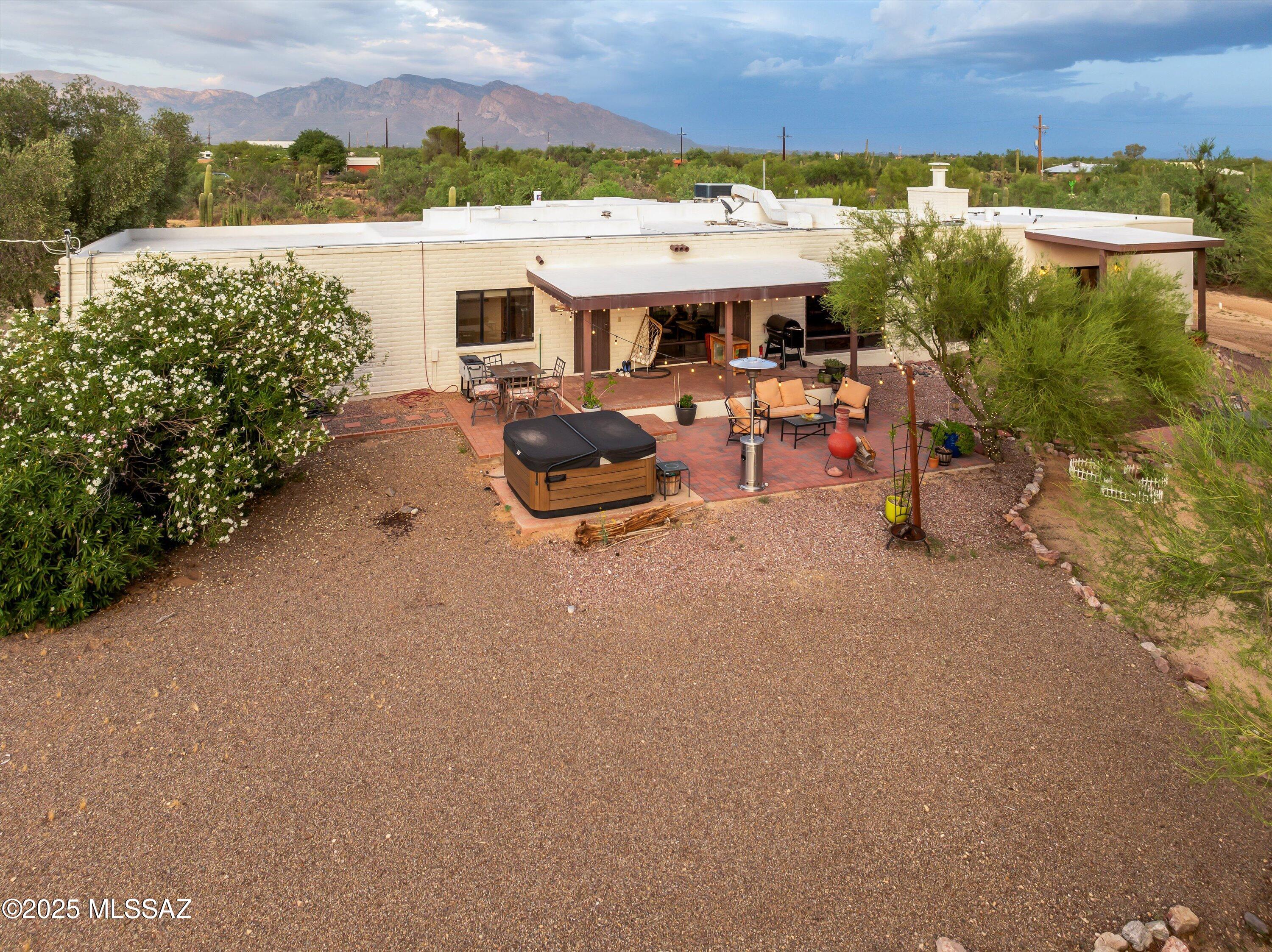 10405 North Gila Road Tucson, AZ 85742 - Photo 11 of 38 Gallery Image 11