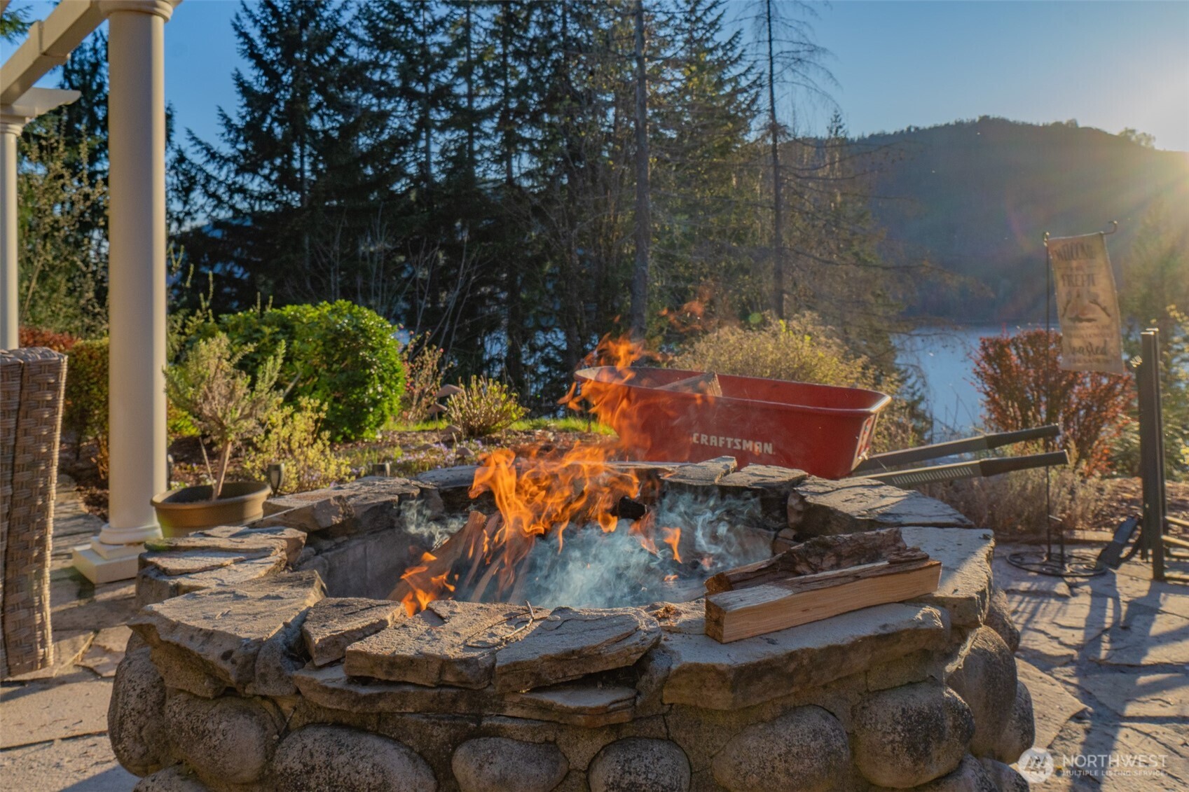 6323 North Lake Cushman Road Hoodsport, WA 98548 - Photo 5 of 40 a view of a couches in the patio
