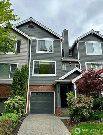 $2,900 | 4152 248th Court Southeast, Unit 69, Issaquah, WA 98029
