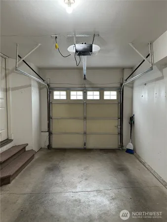 $2,900 | 4152 248th Court Southeast, Unit 69, Issaquah, WA 98029