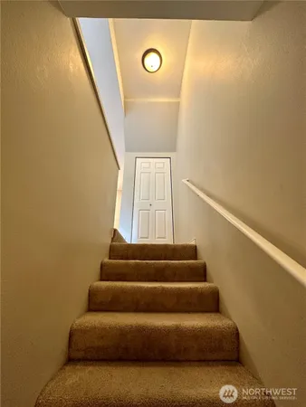 $2,900 | 4152 248th Court Southeast, Unit 69, Issaquah, WA 98029