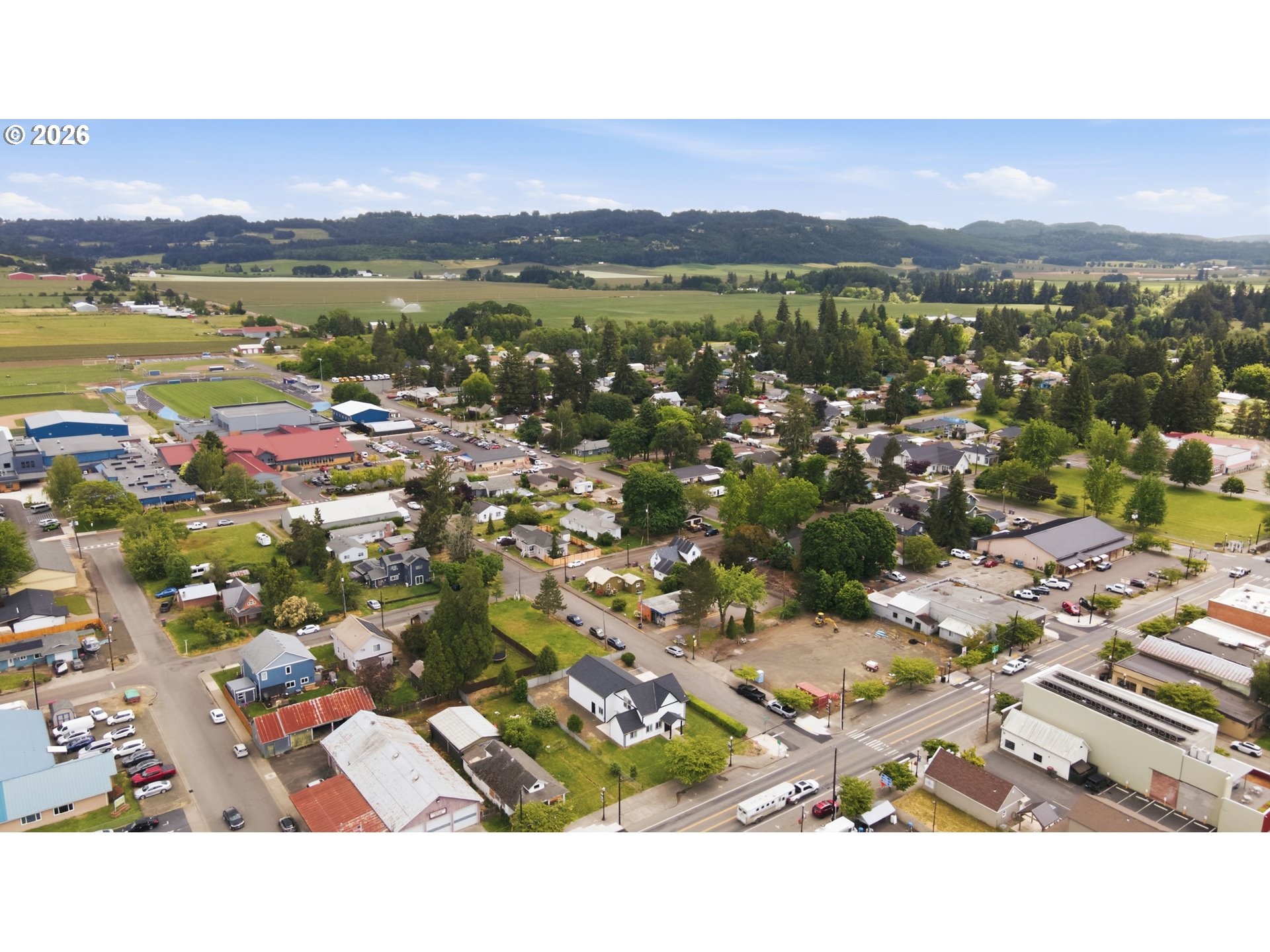 413 South Trade Street Amity, OR 97101 - Photo 38 of 42 a view of city and mountain