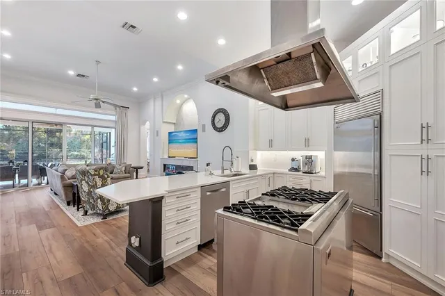 $2,495,000 | 6660 Glen Arbor Way, Naples, FL 34119