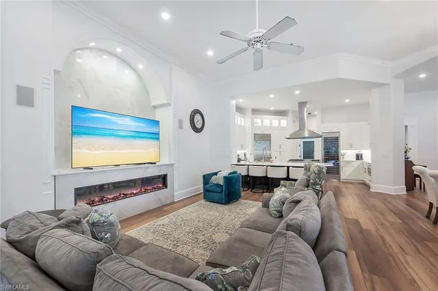 $2,495,000 | 6660 Glen Arbor Way, Naples, FL 34119