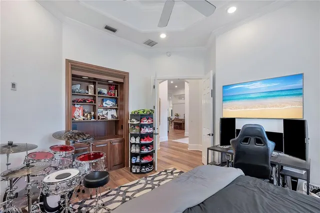 $2,495,000 | 6660 Glen Arbor Way, Naples, FL 34119