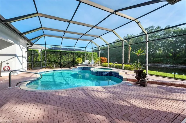 $2,495,000 | 6660 Glen Arbor Way, Naples, FL 34119