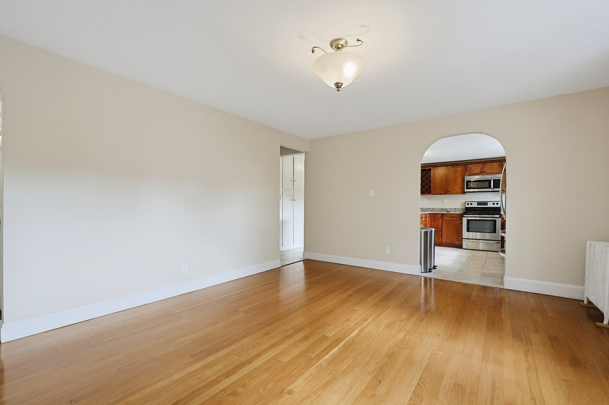 2806 Providence Road Northbridge, MA 01534 - Photo 4 of 42 Gallery Image 4