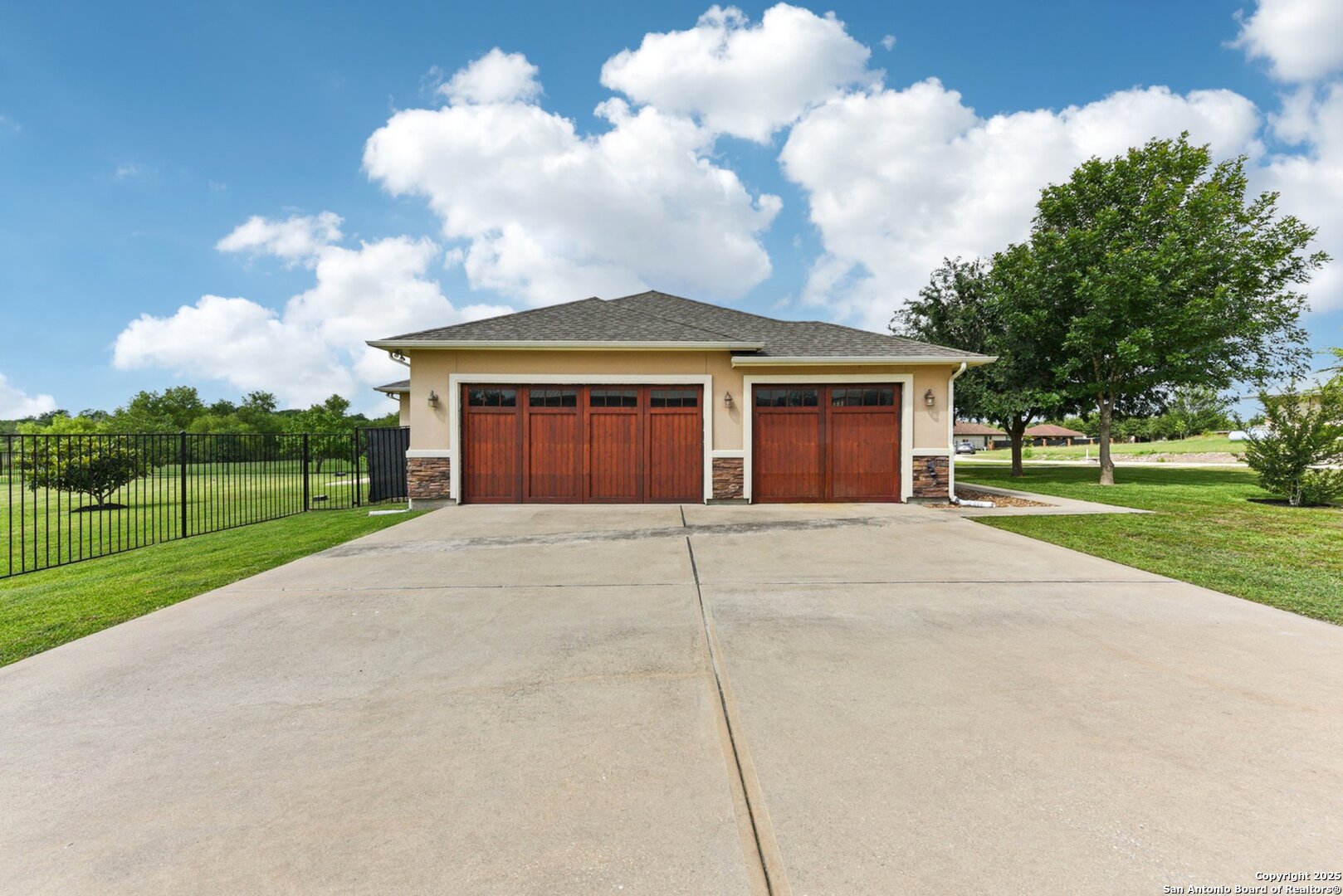138 Gable Street Kyle, TX 78640 - Photo 6 of 58