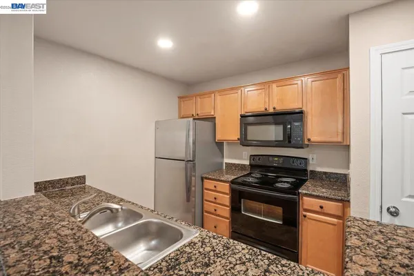 $2,250 | 215 Reflections Drive, Unit 16, San Ramon, CA 94583