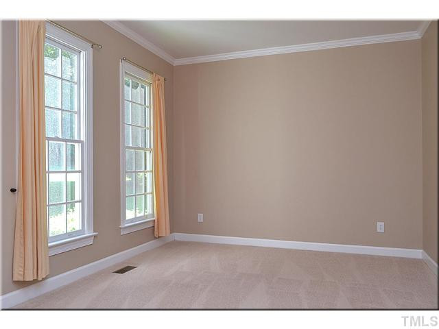 2409 Sunnystone Way Raleigh, NC 27613 - Photo 4 of 25 Photo 4