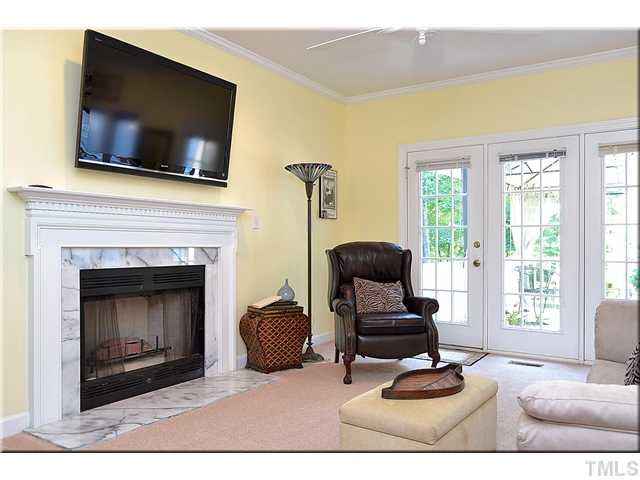 2409 Sunnystone Way Raleigh, NC 27613 - Photo 5 of 25 Photo 5