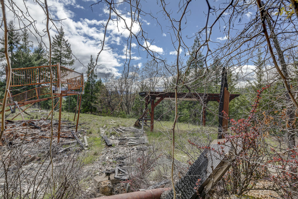 225 Flounce Rock Road Prospect, OR 97536 - Photo 11 of 28 09
