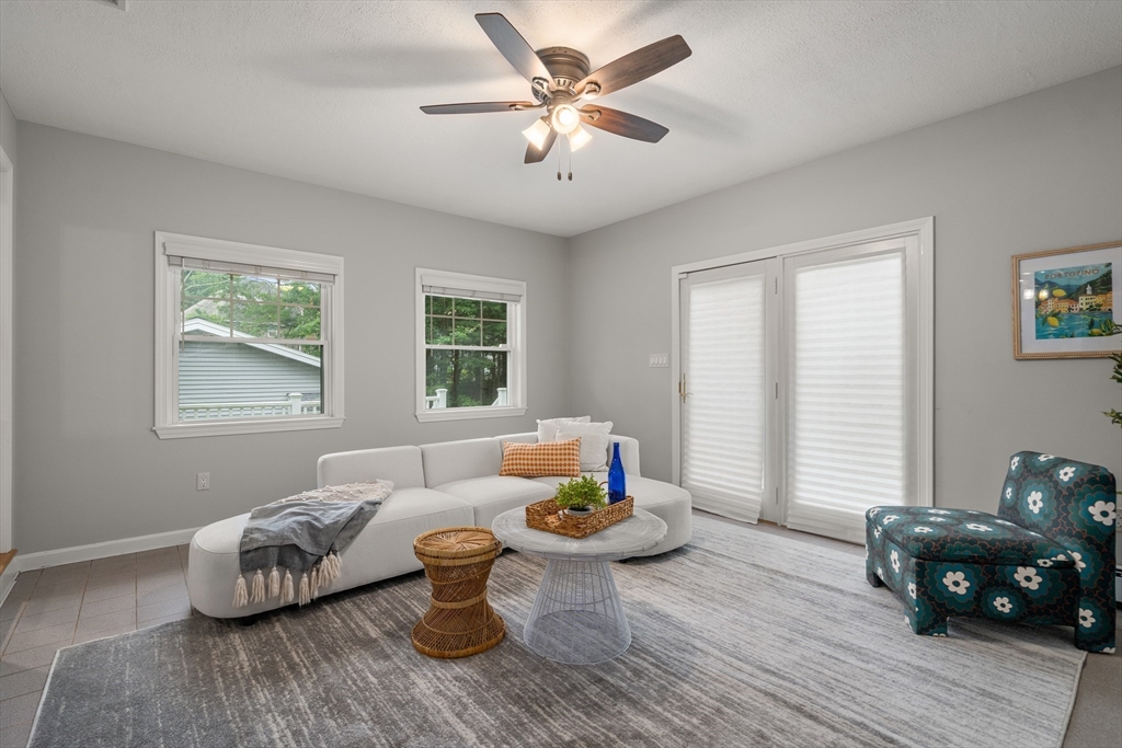 423 Grove Street Reading, MA 01867 - Photo 17 of 35 Gallery Image 17