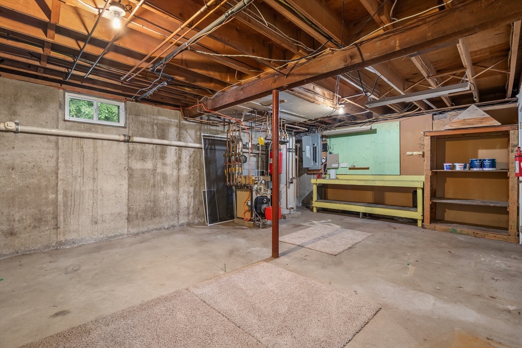 423 Grove Street Reading, MA 01867 - Photo 28 of 35 Gallery Image 28