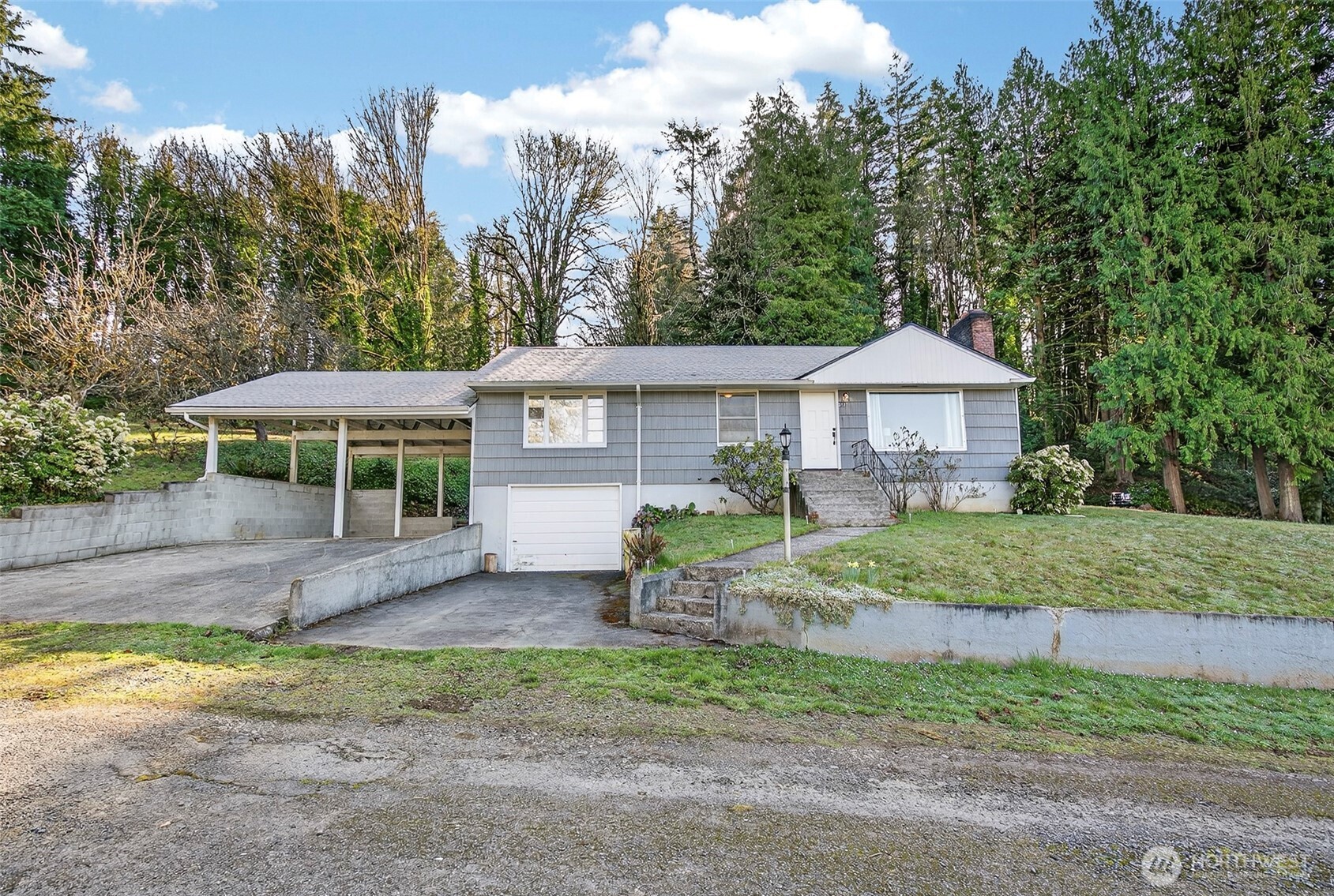 312 Southeast 2nd Street Winlock, WA 98596 - Photo 2 of 40 a view of a house with a yard