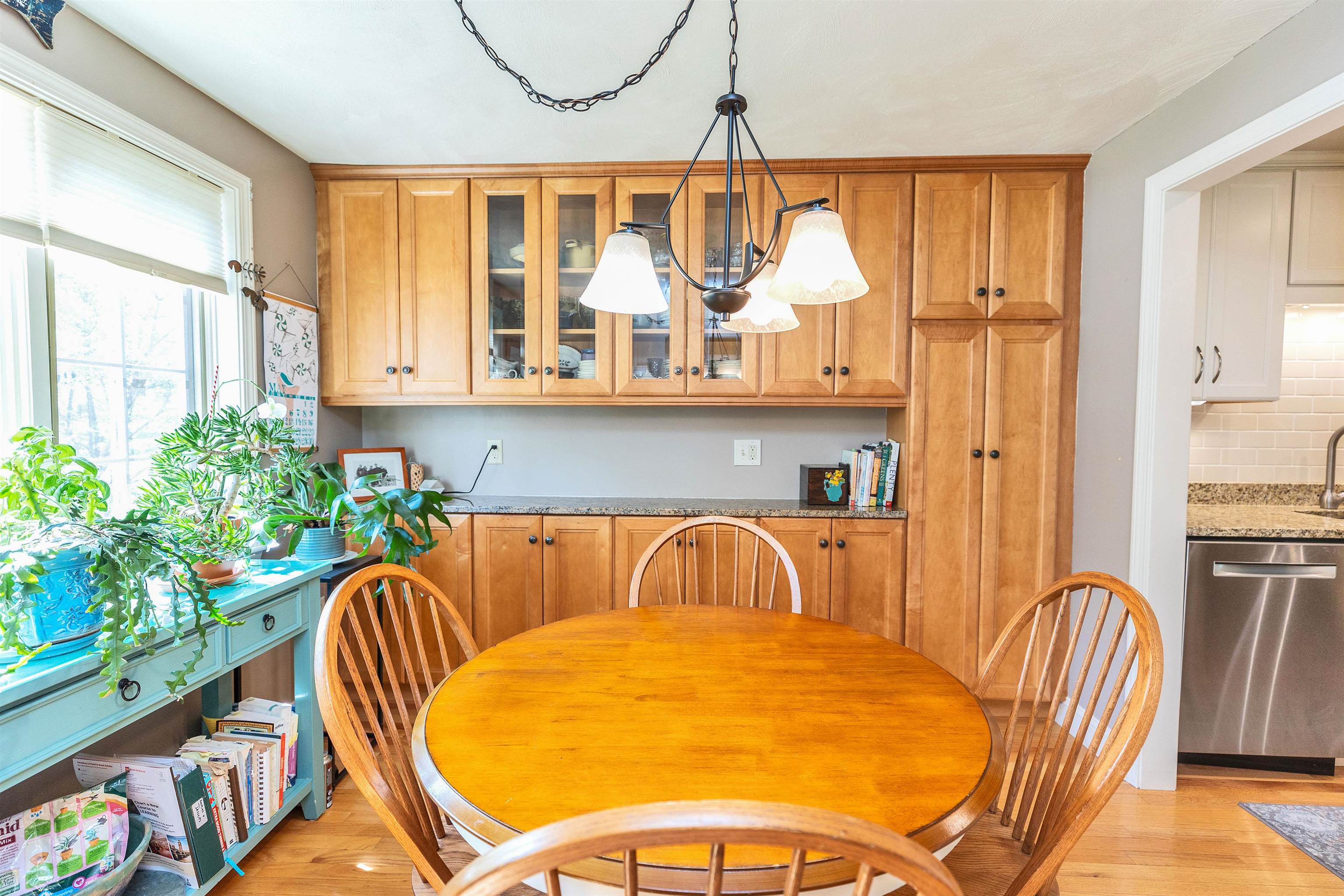 12 Colonial Square Peterborough, NH 03458 - Photo 7 of 60