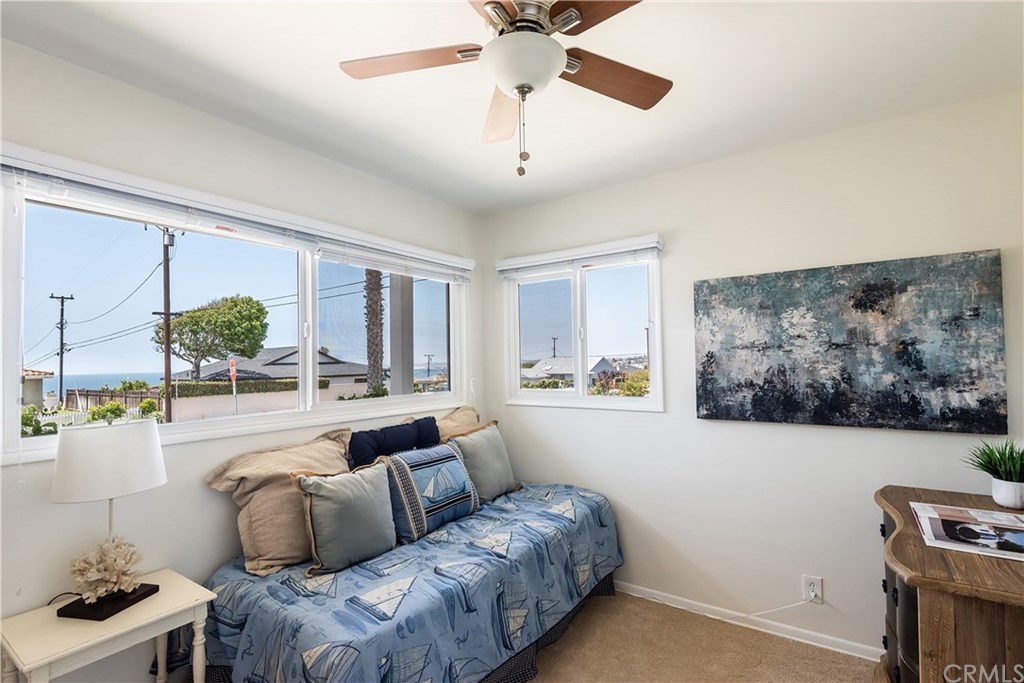 98 Calle Mayor Redondo Beach, CA 90277 - Photo 16 of 33