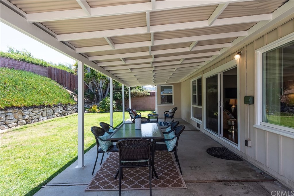 98 Calle Mayor Redondo Beach, CA 90277 - Photo 28 of 33